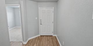 Modern 4-Bed Home with Open Layout in New Braunfels - Realtor Commission: $500 Gallery 9