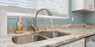 **WATERFRONT RENTAL WITH DEEP WATER ACCESS in Grandview Shores!** Gallery 15