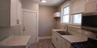 Newly Remodeled Studio | Modern Finishes & In-Unit Laundry Gallery 6