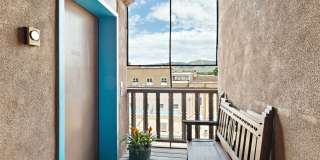UNFURNISHED Inviting Studio Apartment in the Heart of Downtown Gallery 19
