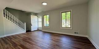 47 KING HENRY Circle Gallery 2