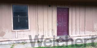 Cozy 2-Bedroom with Easy Town Access Gallery 1