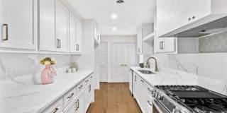 2737 Clermont Place Gallery 12
