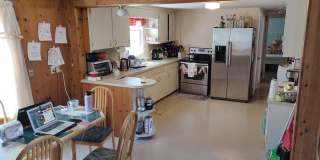 4-Bedroom Home for Rent in the Heart of Sixteen Acres Gallery 5