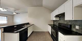 Very Nice and Spacious 3 Bedroom 2 Bath Home in Mustang Schools Gallery 6