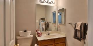 5807 IVY LEAGUE Gallery 31