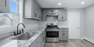 660 Public St Gallery 2