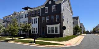 STUNNING TOWNHOUSE - POTOMAC SHORES - CLOSE TO QUANTICO Gallery 6