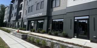 211 Ferry Blvd Gallery 15