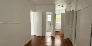 10281 E Bay Harbor Dr Gallery 25