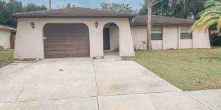 Beautifully updated 2/2, Available Now! Gallery 4