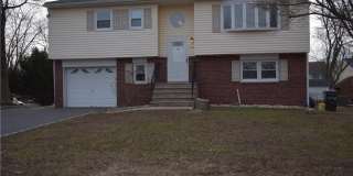 5098 Scott Street Gallery 1