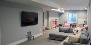 78 Orchard Avenue Gallery 23