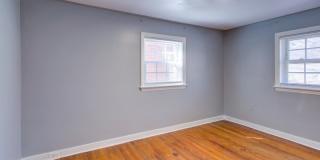 824 Wabank Street Gallery 20