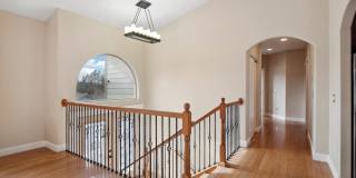 Beautiful Woodridge Home Gallery 16