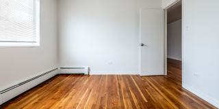 8326-8332 S Ellis Ave Gallery 4