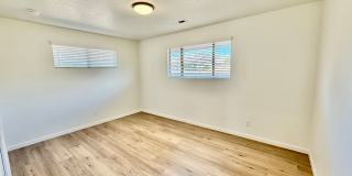 Remodeled 3-BR Home in Bloomington Gallery 23