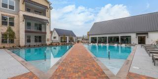 Atlas Crown Gallery 4