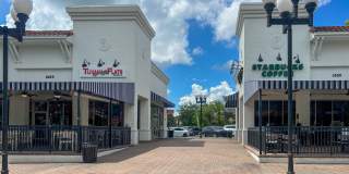 2064 HERSCHEL Street Gallery 23