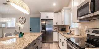 Room in 5 Bedroom Home at Cedar Ave NW Gallery 4