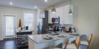 Riverwood Apartments and Townhomes Gallery 6