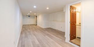 2504 S BROAD Street Gallery 7