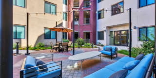 Downtown Ontario Luxury Apartments Gallery 88