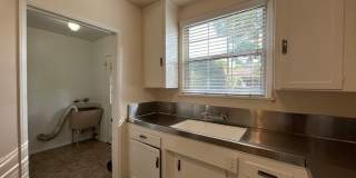 Panorama City 2+1 house w/garage + backyard! (8062 Lennox) Gallery 9