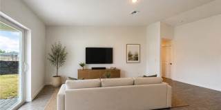 2925 NE 6th Avenue Gallery 7