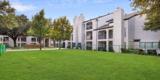 Aulden at the Highlands Gallery 1