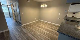 Spacious 3-Bedroom Condo with In-Unit Laundry – Convenient Aurora Location Gallery 11