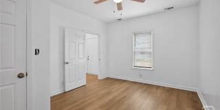 1118 NE 36th Street Gallery 24