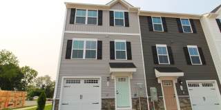 3 Bedroom 2.5 Bathroom new construction townhome for rent! Gallery 1