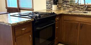 645 N 30th St Gallery 7