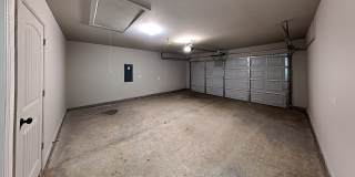 Beautiful 4 Bedroom 2 Bathroom Corner Lot Home in Yukon Schools Gallery 19