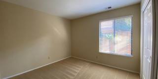 Single Story Beautiful Bay View Home Gallery 19