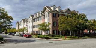Suburban Square Apartments in the heart of Metuchen Gallery 3