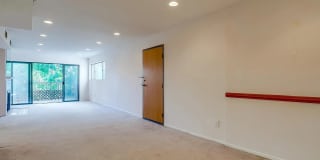 14804 Magnolia Blvd Unit 10 Gallery 1