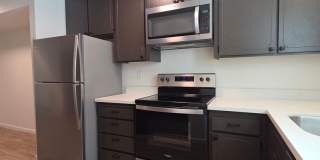 Move-In Ready 2BD/1.5BA in Santa Rosa -  Pool, Patio & Modern Finishes Gallery 1