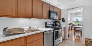 4515 WILLARD AVE #2008S Gallery 10