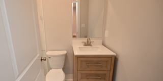 1630 W THORNDALE Avenue Gallery 17