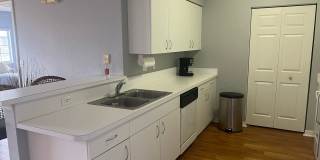 ***VERY REASONABLE RATE***FULLY FURNISHED  ***LOVELY FURNISHED 2 BED/2 BATH***GROUND FLOOR**SEASONAL*** Gallery 3