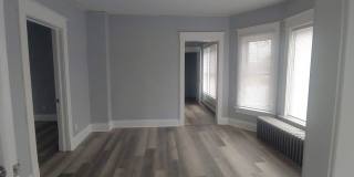 729 Montana Avenue Gallery 4