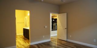 SUMMERLIN 4 BEDROOM WITH DUAL LOFTS Gallery 9