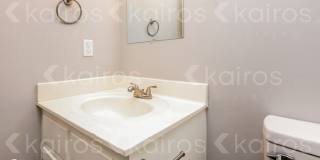 385 Deerpark Drive Gallery 14