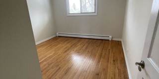 880 N Milwaukee Ave., Gallery 10