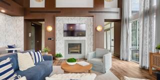 The Landing at Vinnin Square Gallery 35