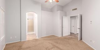 18624 N 2nd Avenue Gallery 15