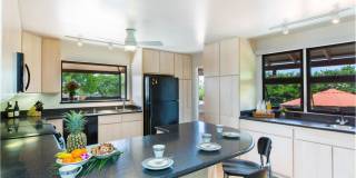 5bd/3ba Private Island Retreat Home w/ A/C & Ocean Views. Hale Poola Gallery 5