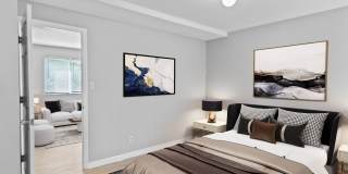 Creekside Gallery 4